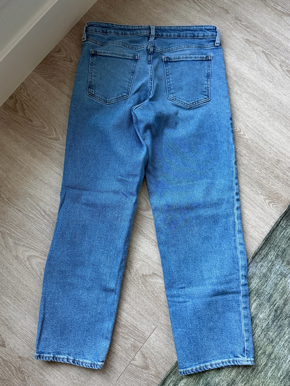 Old Navy Jeans - Picture 2 of 4